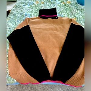 Tahari sweater multi color block.